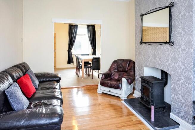 Lounge/Dining Room