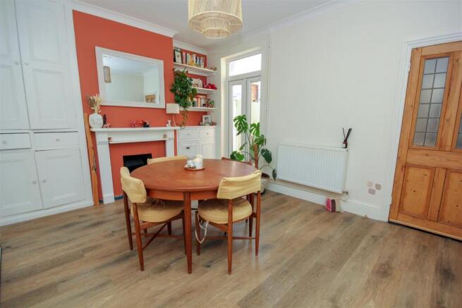 Dining Room..jpg