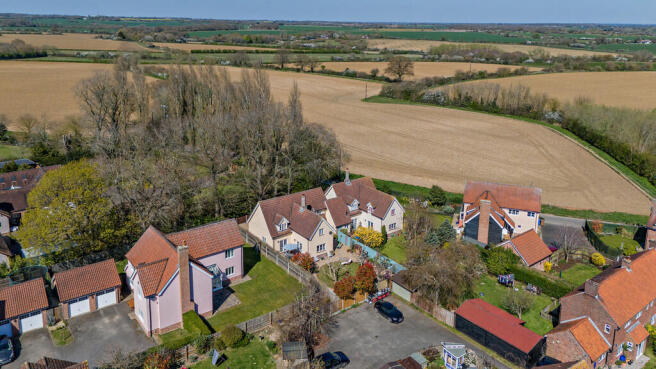 8643242-exterior2...