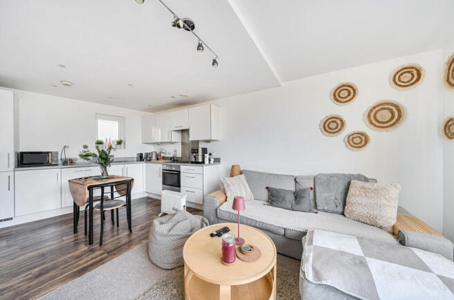 1388548-19-694561...