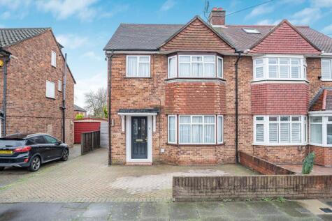 Wolsey Road, Sunbury-on-Thames, Surrey, TW16