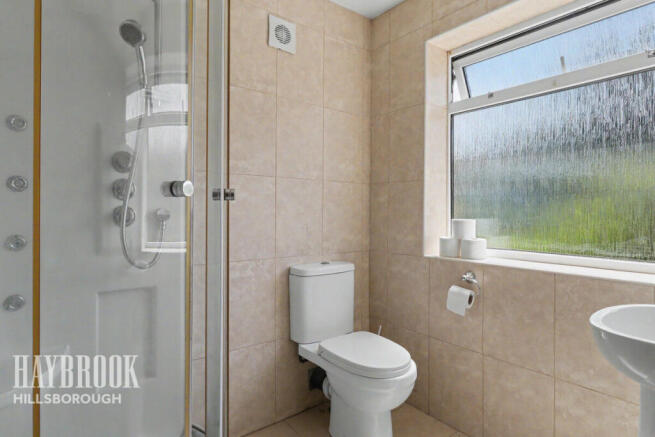 4 bed Semi-Detached for sale Image 10