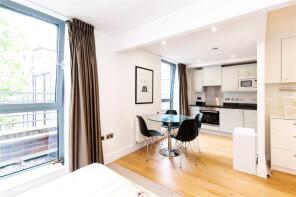 Flat 30, 11 Clerkenwell Court, Duncan Street, London N1 8FR