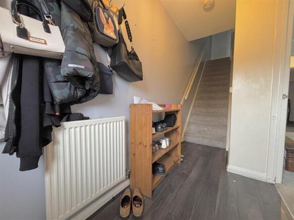 3 bed Terraced for sale Image 8