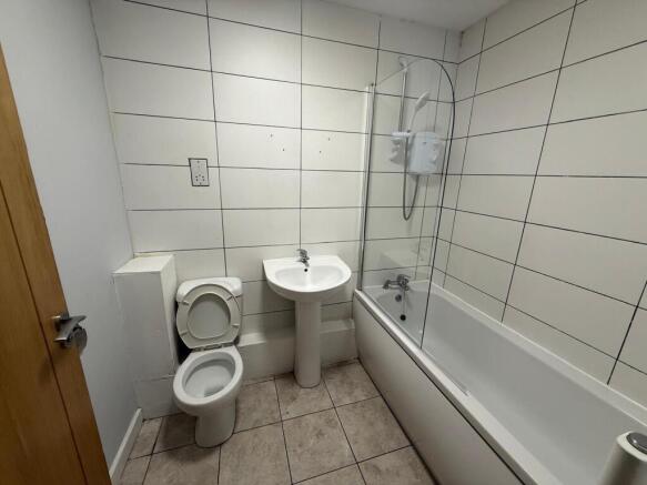 Photo 3