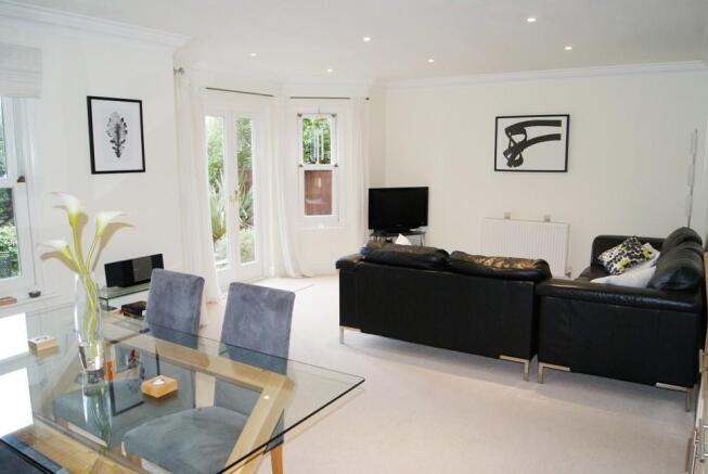 STUNNING OPEN-PLAN