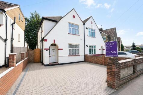 Chatsworth Crescent, Hounslow