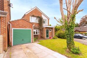 15, Antrobus Close, Warwick CV35 7BW