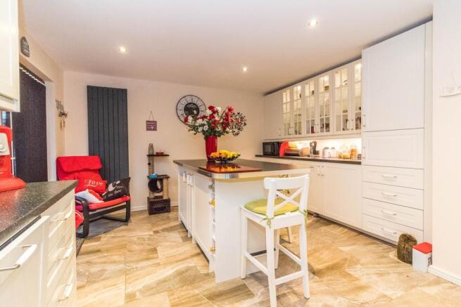 Kitchen / Breakfast