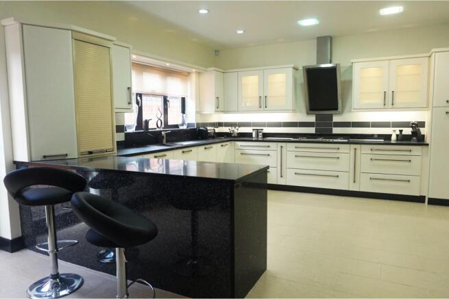 Kitchen / Breakfast