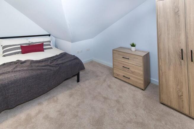 Student Digs - Maple