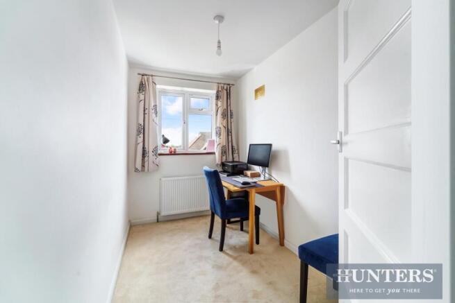 LYNMOUTH AVENUE (10).jpg