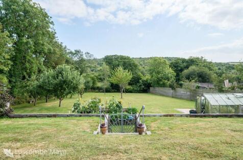 Kernborough, Kingsbridge, TQ7 2LL