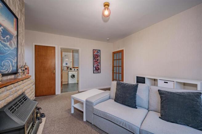 12 Byron Street Dundee-2.JPG