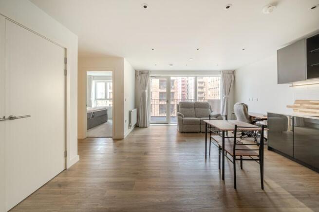 1435040-14-69c143...