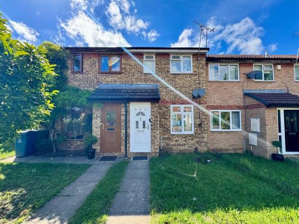 70 Daibtry Close ...
