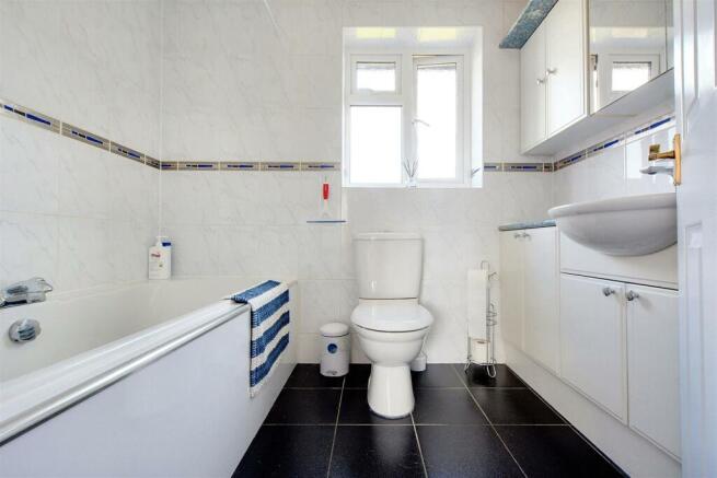Bathroom.jpeg