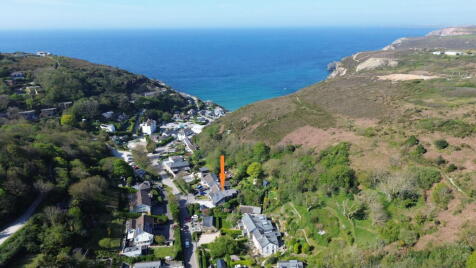 Quay Road, St. Agnes- A short stroll from the beach