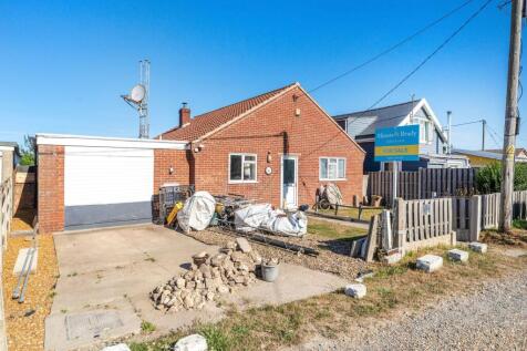 Bush Estate, Eccles-On-Sea