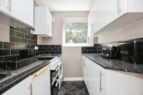 17, Langbay Court, Cloister Croft, Coventry CV2 2AZ
