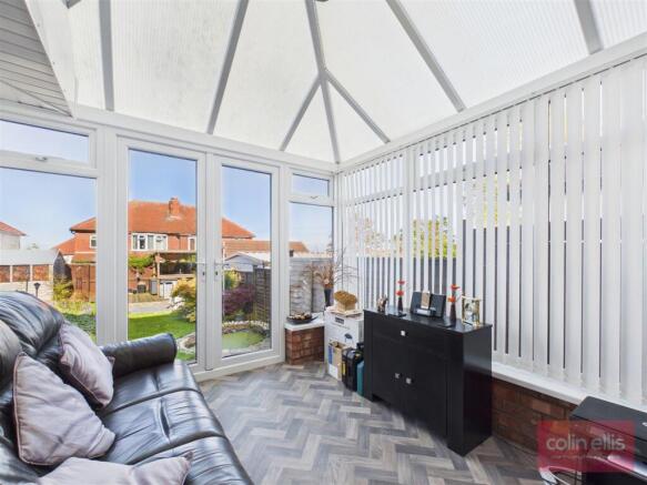 3 bed Semi-Detached for sale Image 7