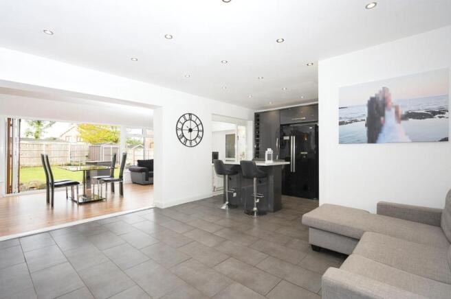Kitchen/Dining Room