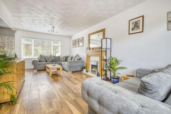A spacious family home in Bruton photo 4