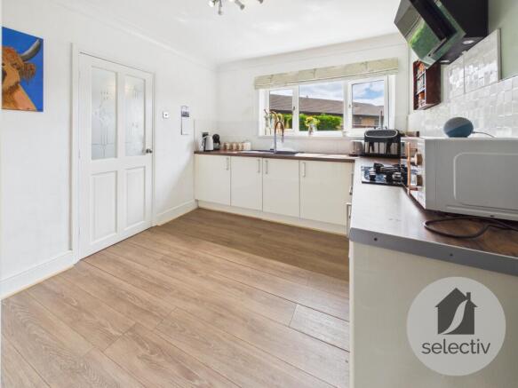 3 bed Semi-Detached for sale Image 4