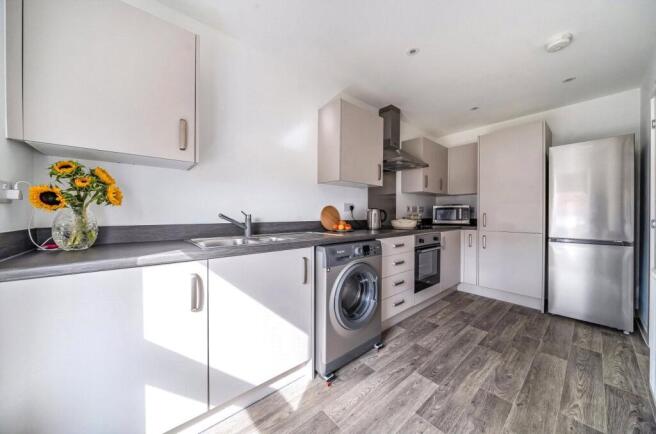 1342194-18-68bb03...