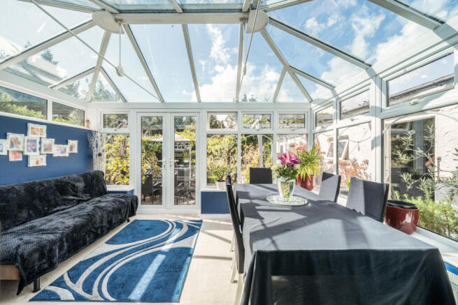 1350545-8-68c2e30...