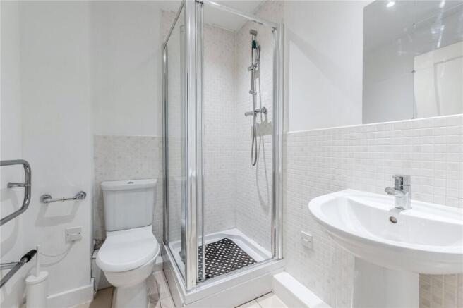 2 bed Apartment for sale Image 8