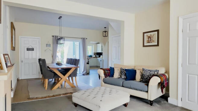 Living/Dining Room