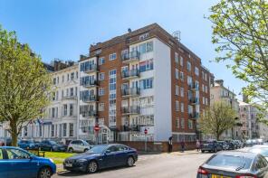 Flat 14, Howard House, Howard Square, Eastbourne BN21 4BH