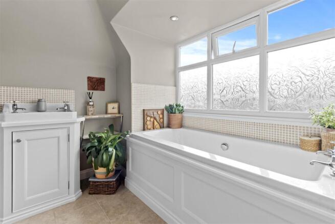 bathroom #5.jpg