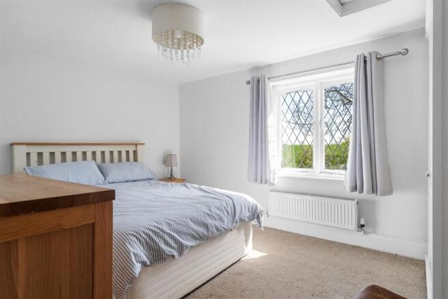 2 bed Terraced for sale Image 9
