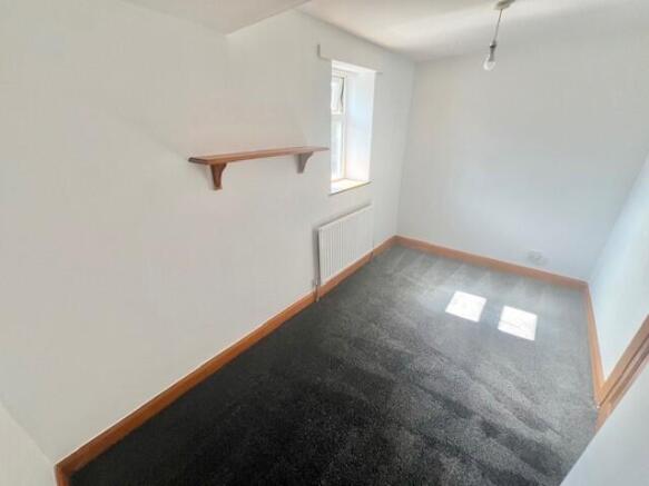 3 bed House to rent Image 10