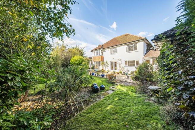 Holtye Road, East Grinstead, RH19 photo 4