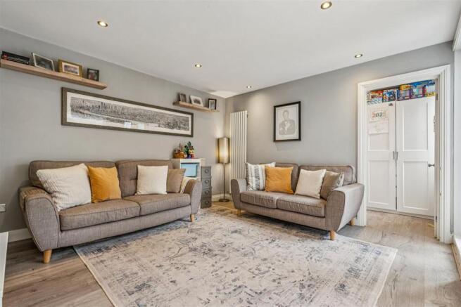 FOR SALE - Cleveland Road, W4