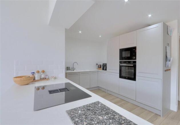 3 bed Detached for sale Image 9