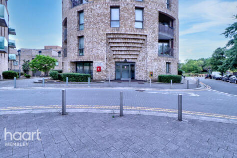 Hilltop Avenue, London, NW10