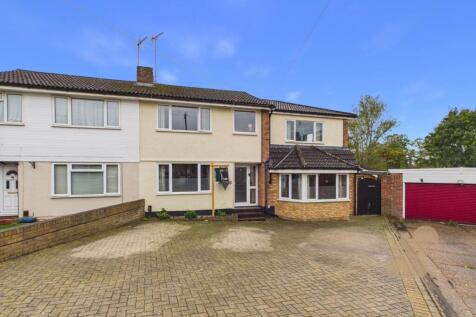 Romford Close, Colchester, CO4