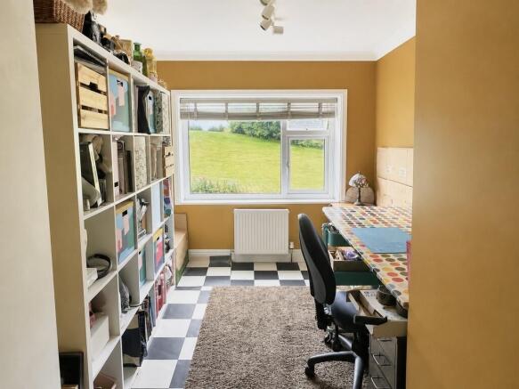 2 bed Terraced for sale Image 10