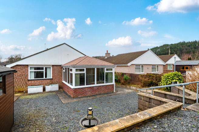 1405874-5-6980d5f...