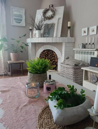 dcb7eb72-5be7-4c83-8