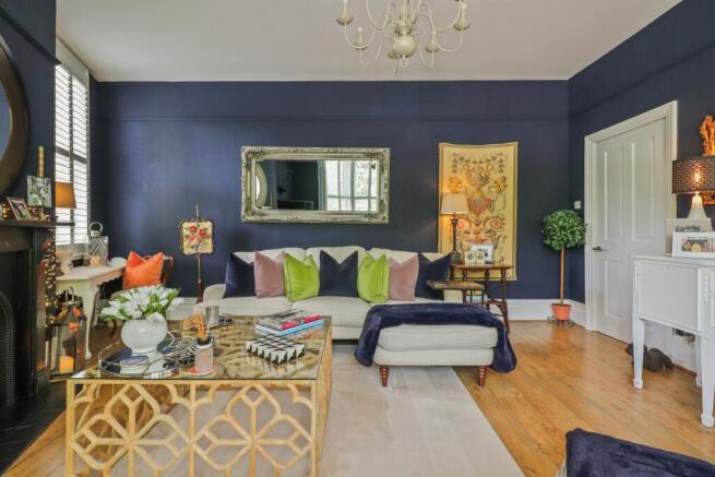 2 bed Apartment for sale Image 7