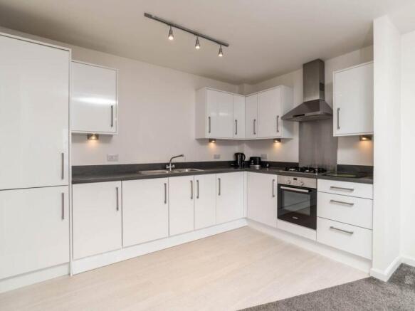 63149_SQFT_5G_Duff_S