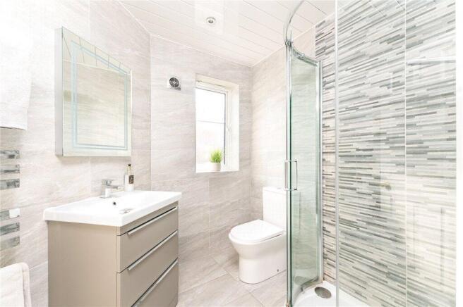 Master En-Suite