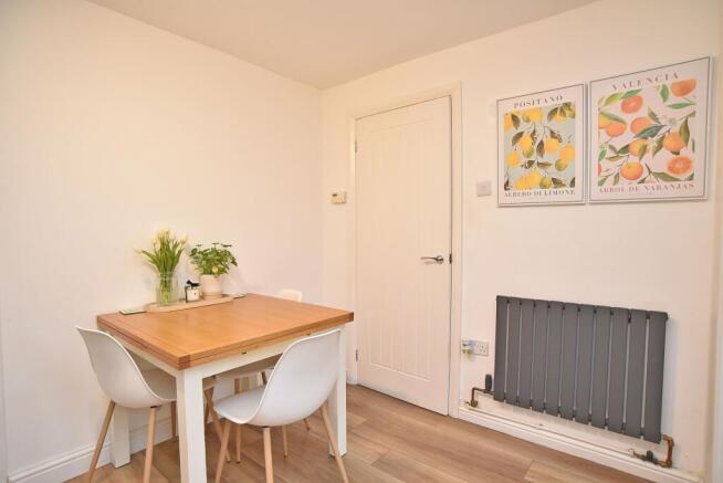 2 bed Terraced for sale Image 7