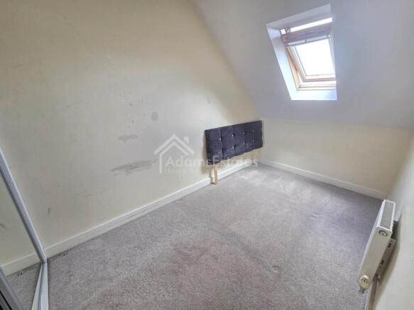 4 bed Terraced for sale Image 9