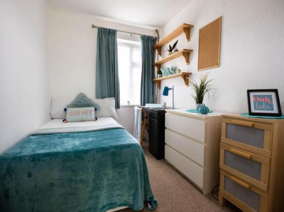 7_Ulcombe_Gardens_Ca